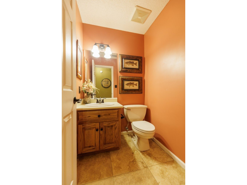 Lake Park living at its finest! This custom-built home truly - photo 36