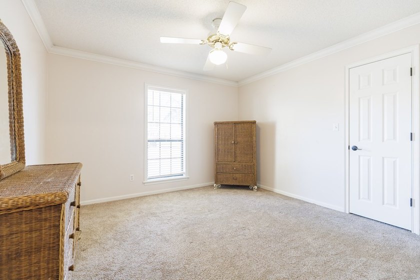 Lake Park living at its finest! This custom-built home truly - photo 45