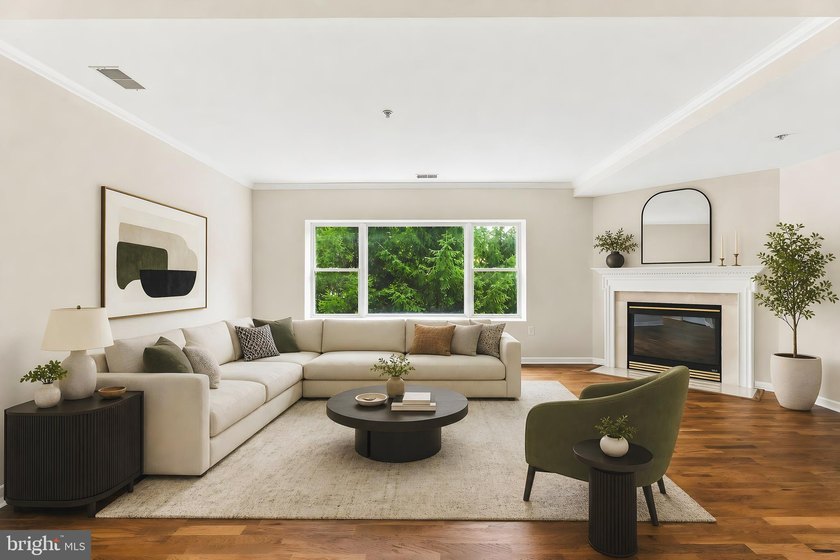 Welcome to easy, low-maintenance living in the heart of Mays - photo 3