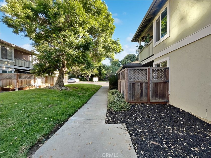 1023 Delna Manor - photo 9