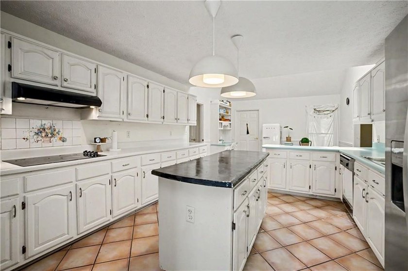 Welcome to this charming single-level home nestled in the - photo 16
