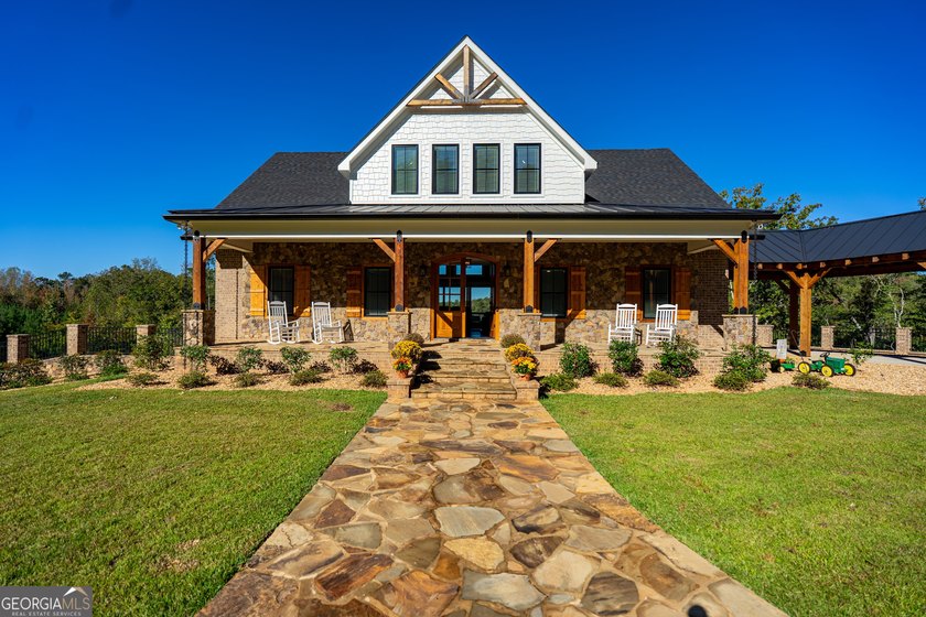 LAKE HARDING LUXURY | EXTRAORDINARY WATERFRONT LIVING Where - photo 2