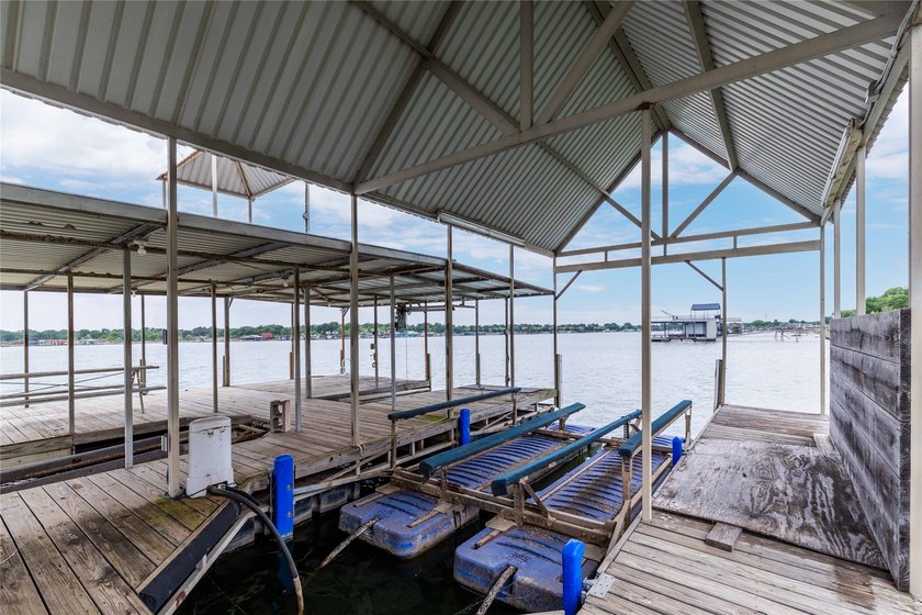Stunning lakefront opportunity in the highly sought-after gated - photo 14