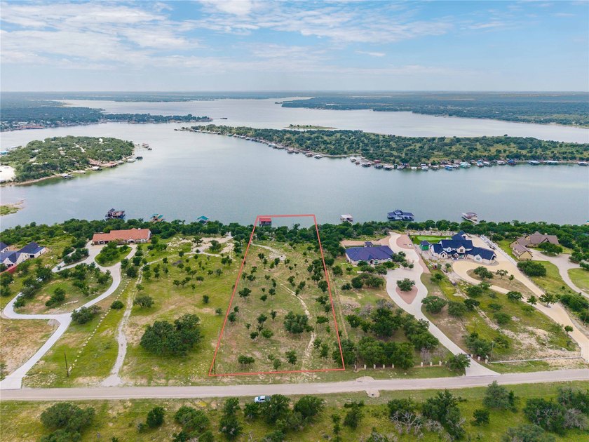 Stunning lakefront opportunity in the highly sought-after gated - photo 30