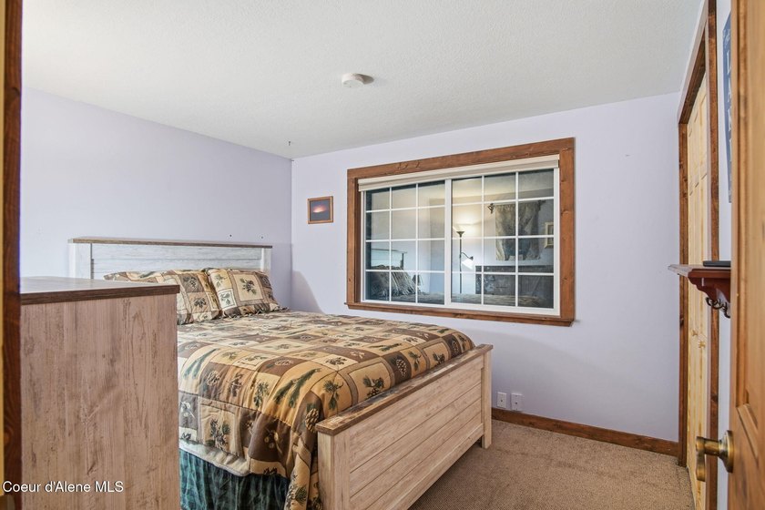 Discover exceptional versatility and location at 527/529 - photo 12
