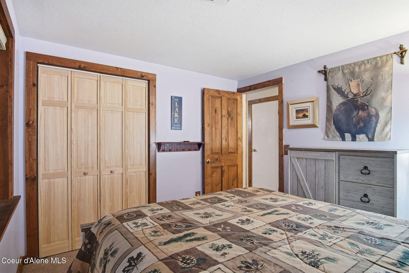 Discover exceptional versatility and location at 527/529 - photo 14