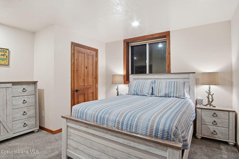 Discover exceptional versatility and location at 527/529 - photo 25