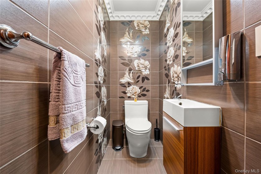 Welcome to this beautifully maintained brick home offering a - photo 30