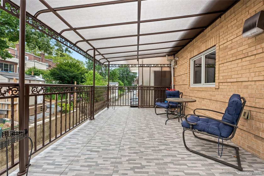 Welcome to this beautifully maintained brick home offering a - photo 33