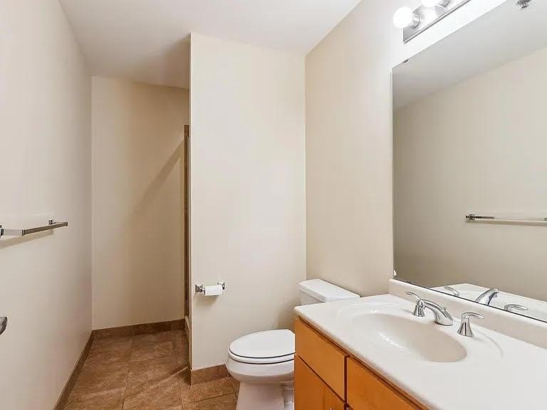 Welcome to unit #2003 at Skyscape. This 20th floor unit - photo 19