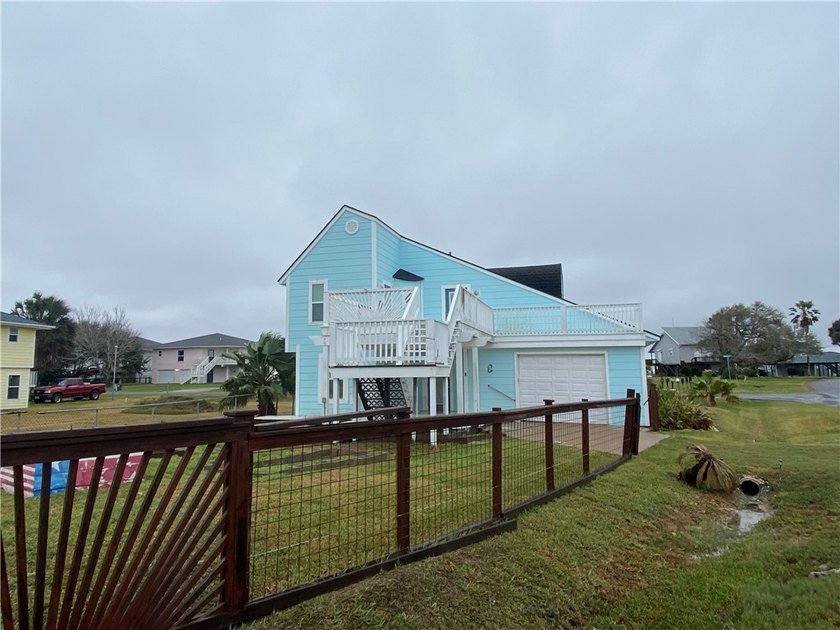 Escape to the charm of the Texas coast in this inviting - photo 2