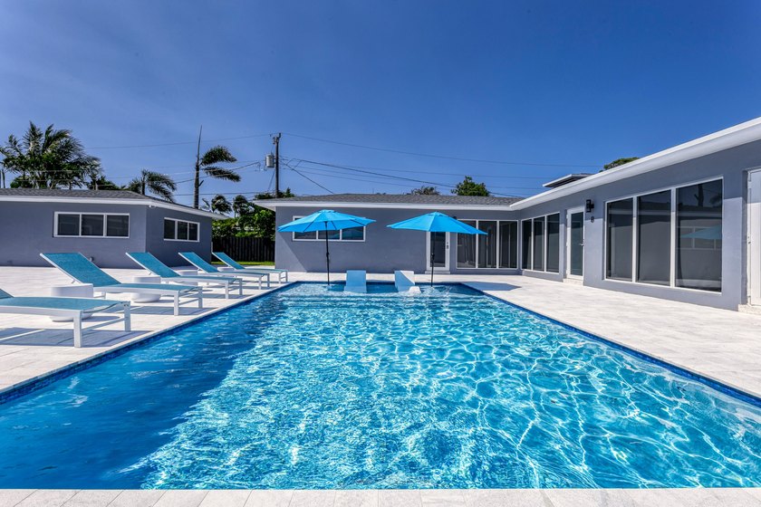 Thriving  Multi Family Compound in Wilton Manors. The portfolio - photo 15