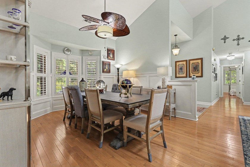 YOU FOUND THE ONE!!! Magnificent 3-bedroom, 3.5 bath brick home - photo 16