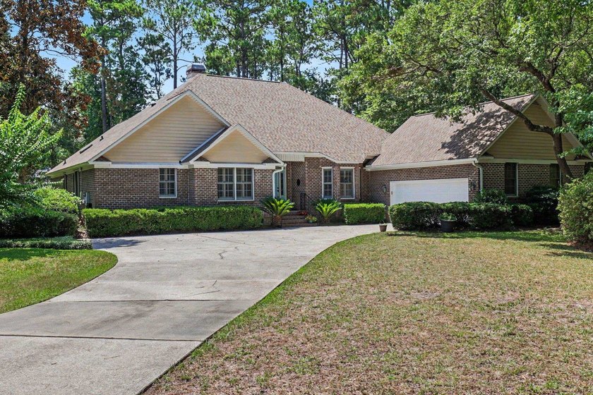 YOU FOUND THE ONE!!! Magnificent 3-bedroom, 3.5 bath brick home - photo 36