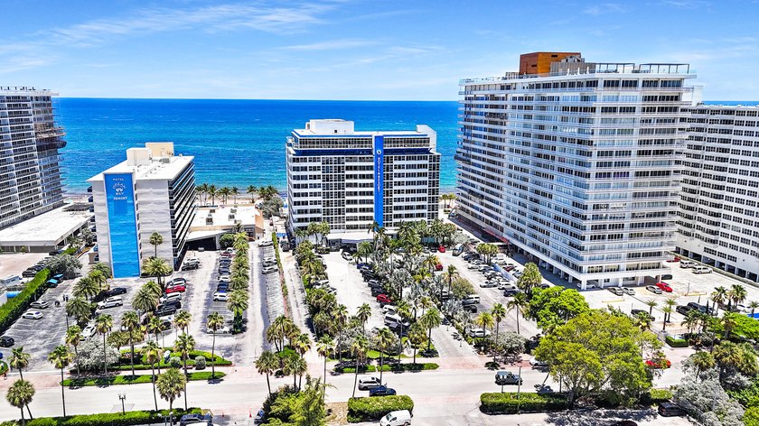 Welcome to Ocean Manor Condo in Fort Lauderdale, where - photo 11