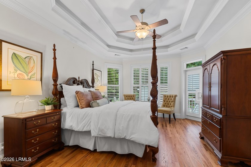 Welcome to this exceptional custom-built 4-bedroom, 3.5-bath - photo 21