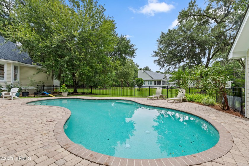 Welcome to this exceptional custom-built 4-bedroom, 3.5-bath - photo 48