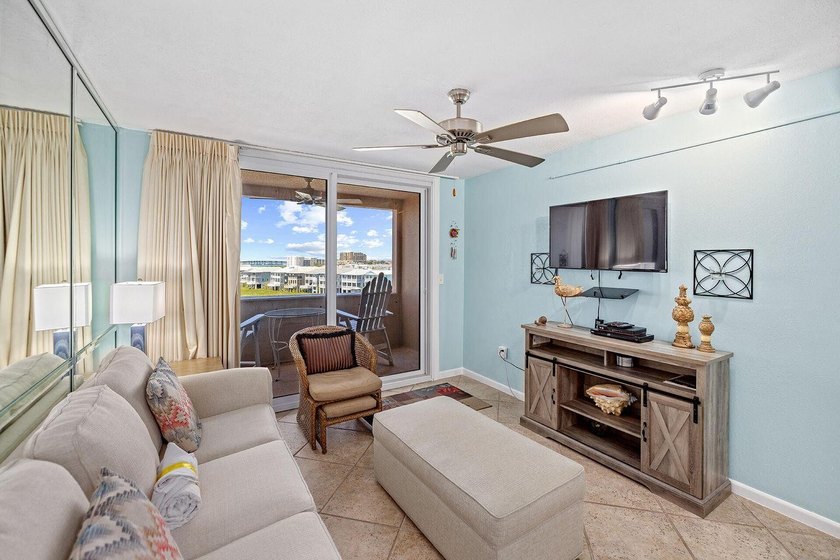 Jetty East is a Gated 6-story midrise with under building - photo 5