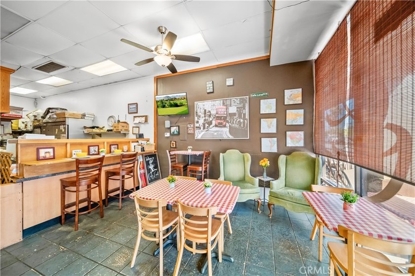 Are you passionate about great coffee, specialty drinks, and a - photo 3