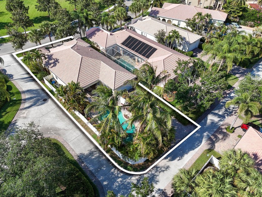 The Abacoa pool home you've been waiting for! Featuring - photo 19