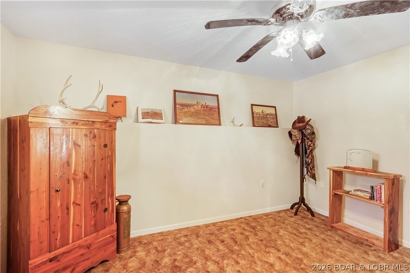 GREAT VALUE! Beautiful home on 4.49+ wooded acres with deeded - photo 20