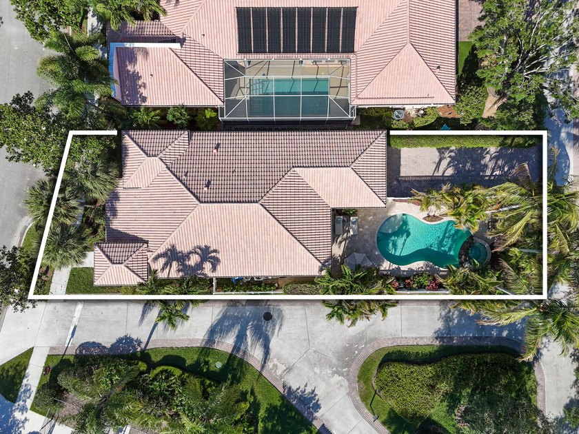 The Abacoa pool home you've been waiting for! Featuring - photo 20