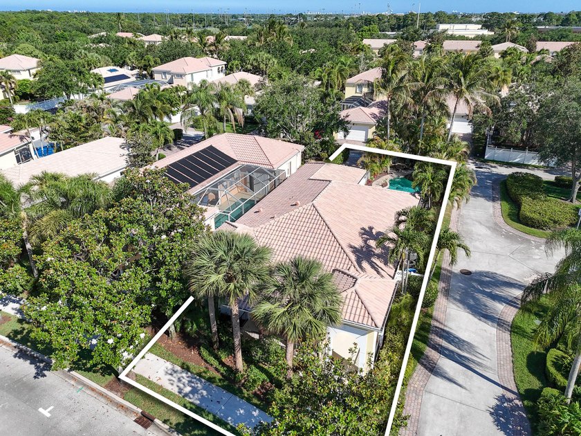 The Abacoa pool home you've been waiting for! Featuring - photo 21