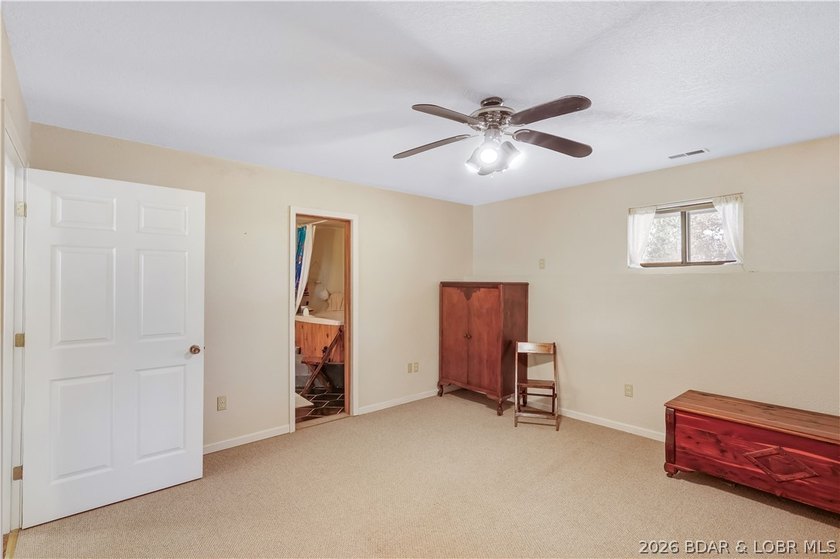 GREAT VALUE! Beautiful home on 4.49+ wooded acres with deeded - photo 23