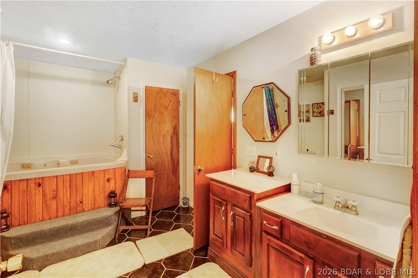 GREAT VALUE! Beautiful home on 4.49+ wooded acres with deeded - photo 24
