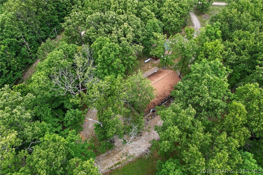 GREAT VALUE! Beautiful home on 4.49+ wooded acres with deeded - photo 37