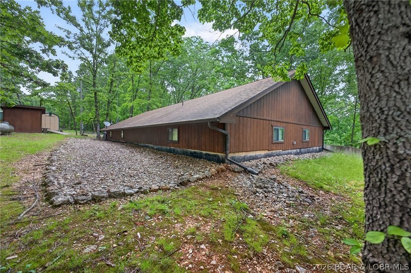 GREAT VALUE! Beautiful home on 4.49+ wooded acres with deeded - photo 47