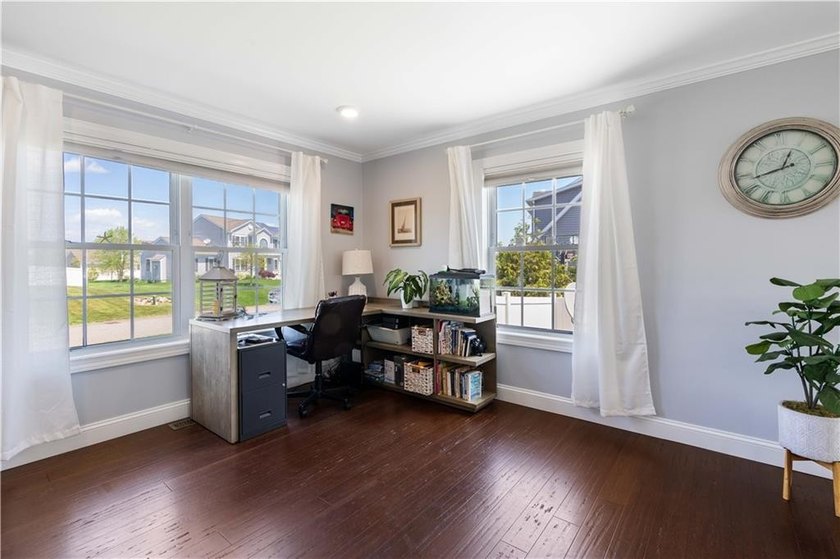 Welcome to 55 Sloop Drive, a beautifully maintained Colonial - photo 11