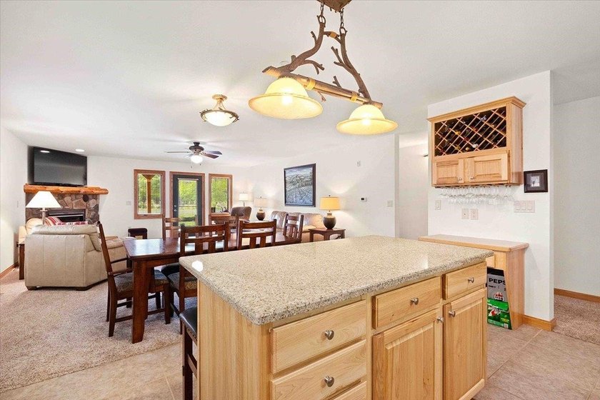 CASTLE ROCK LAKE RETREAT!! Spectacular Golf Course views are - photo 16