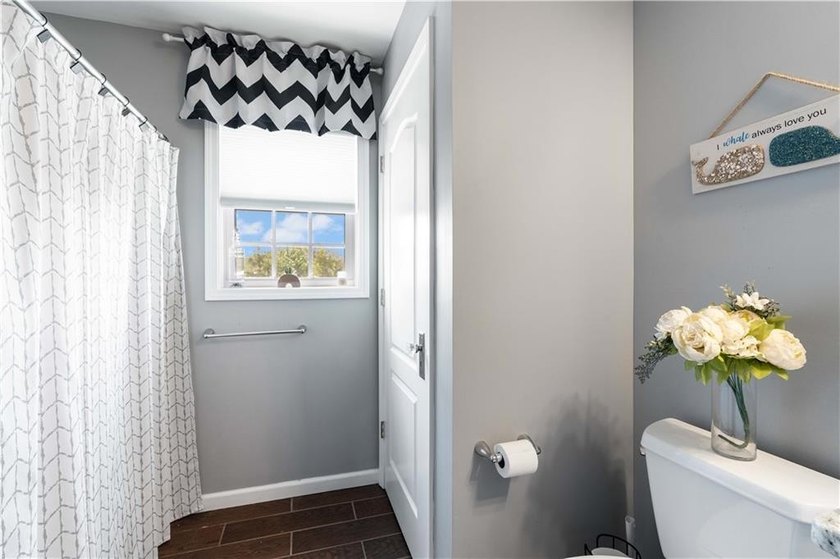 Welcome to 55 Sloop Drive, a beautifully maintained Colonial - photo 23