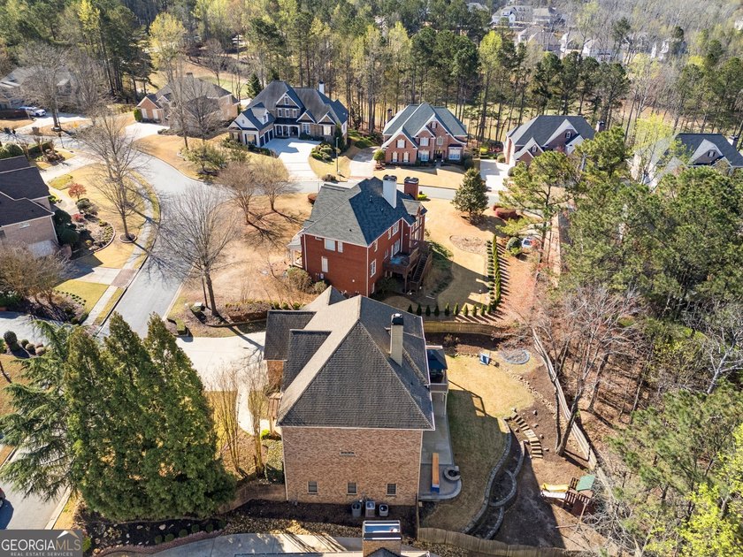 Welcome to your dream home in the prestigious golf community of - photo 6