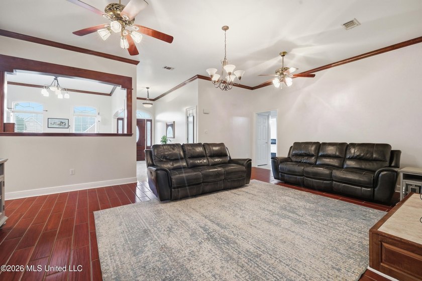 Welcome to this spacious 5-bedroom, 3.5 bath two story brick - photo 16