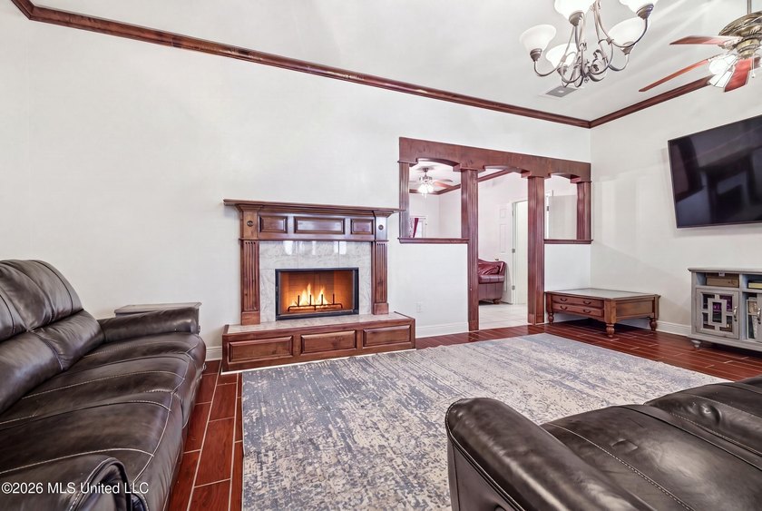 Welcome to this spacious 5-bedroom, 3.5 bath two story brick - photo 17