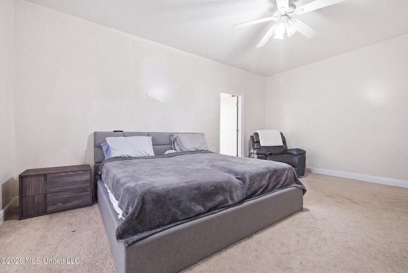 Welcome to this spacious 5-bedroom, 3.5 bath two story brick - photo 29