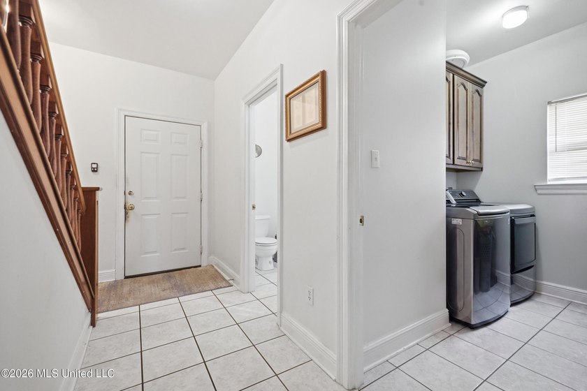 Welcome to this spacious 5-bedroom, 3.5 bath two story brick - photo 31