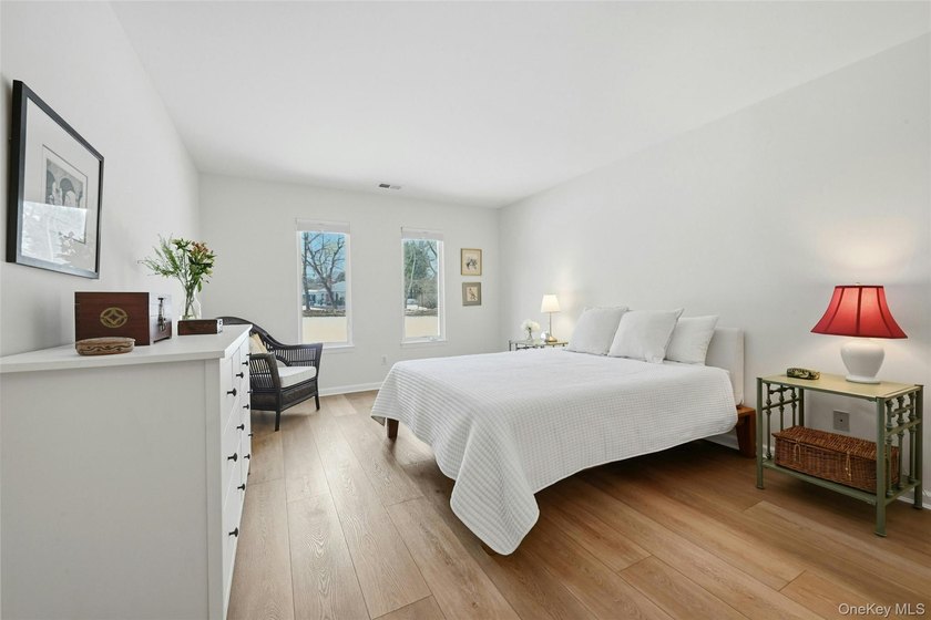 Enjoy maintenance-free luxury in the highly desirable Fairfield - photo 19