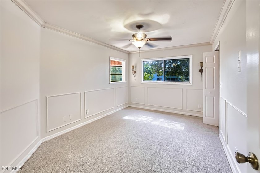 Nicely refreshed first floor condominium. Features new paint and - photo 21