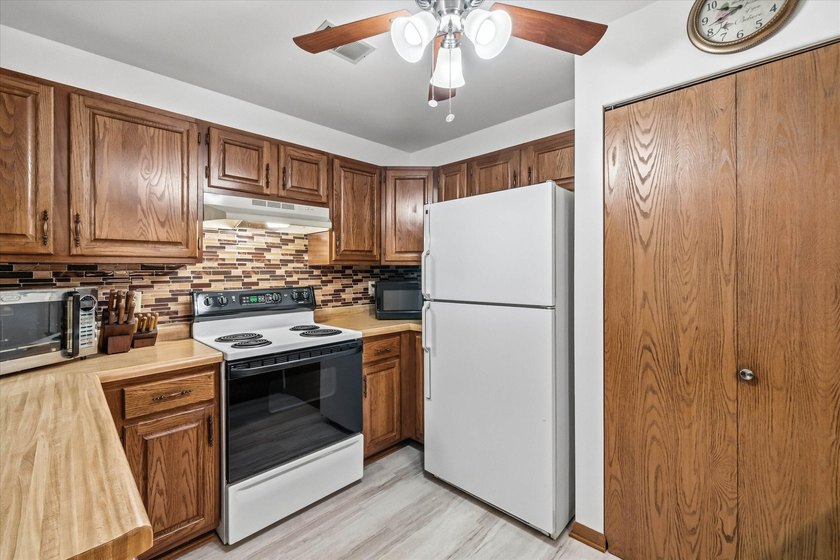 Why rent when you can own? Discover the perfect blend of comfort - photo 8