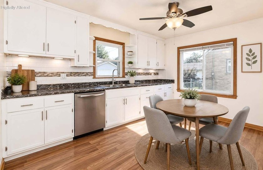 Welcome home to this beautifully updated 3 BDRM, 2-bath - photo 8