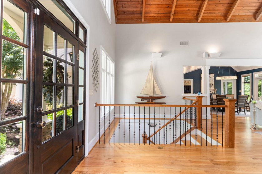 SIMPLY REMARKABLE LAKE OCONEE HOME ON 1.75 ACRES OF LUSH - photo 7