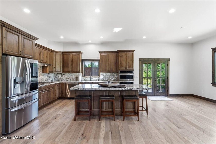Luxury New Construction on 5 Private Wooded Acres! This - photo 17