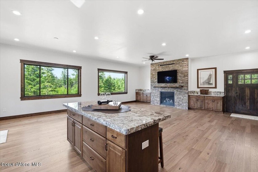 Luxury New Construction on 5 Private Wooded Acres! This - photo 19