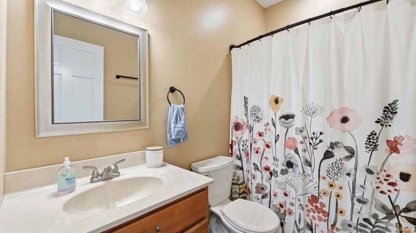 New Listing in Culver, Indiana! This beautifully updated - photo 19