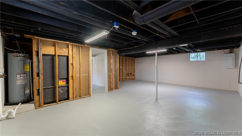 Completely remodeled and move-in ready, this in-town home offers - photo 25