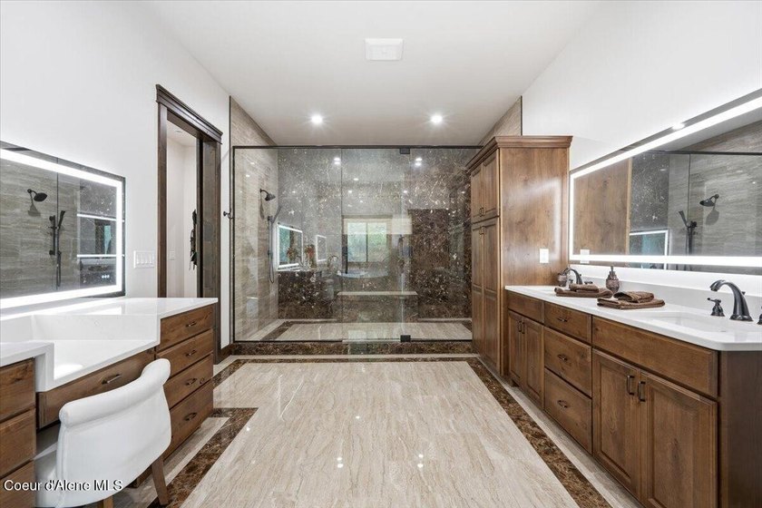 Luxury New Construction on 5 Private Wooded Acres! This - photo 27