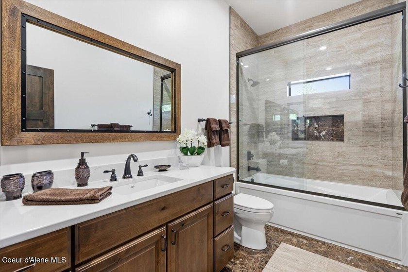 Luxury New Construction on 5 Private Wooded Acres! This - photo 36